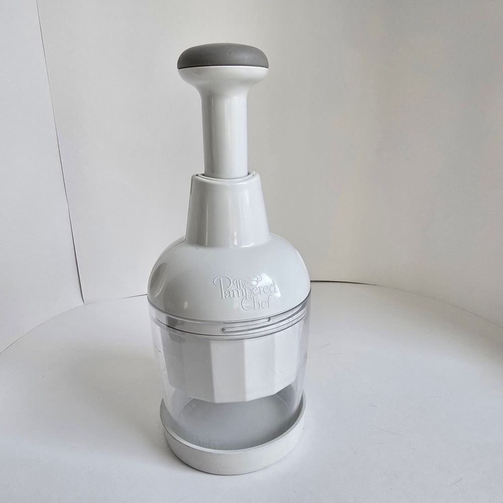 Pampered Chef Food Chopper Push Function Manual White